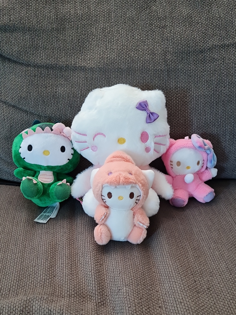Lot of Hello Kitty Plush Quartet - White, Pink, Green & Peach Character Set